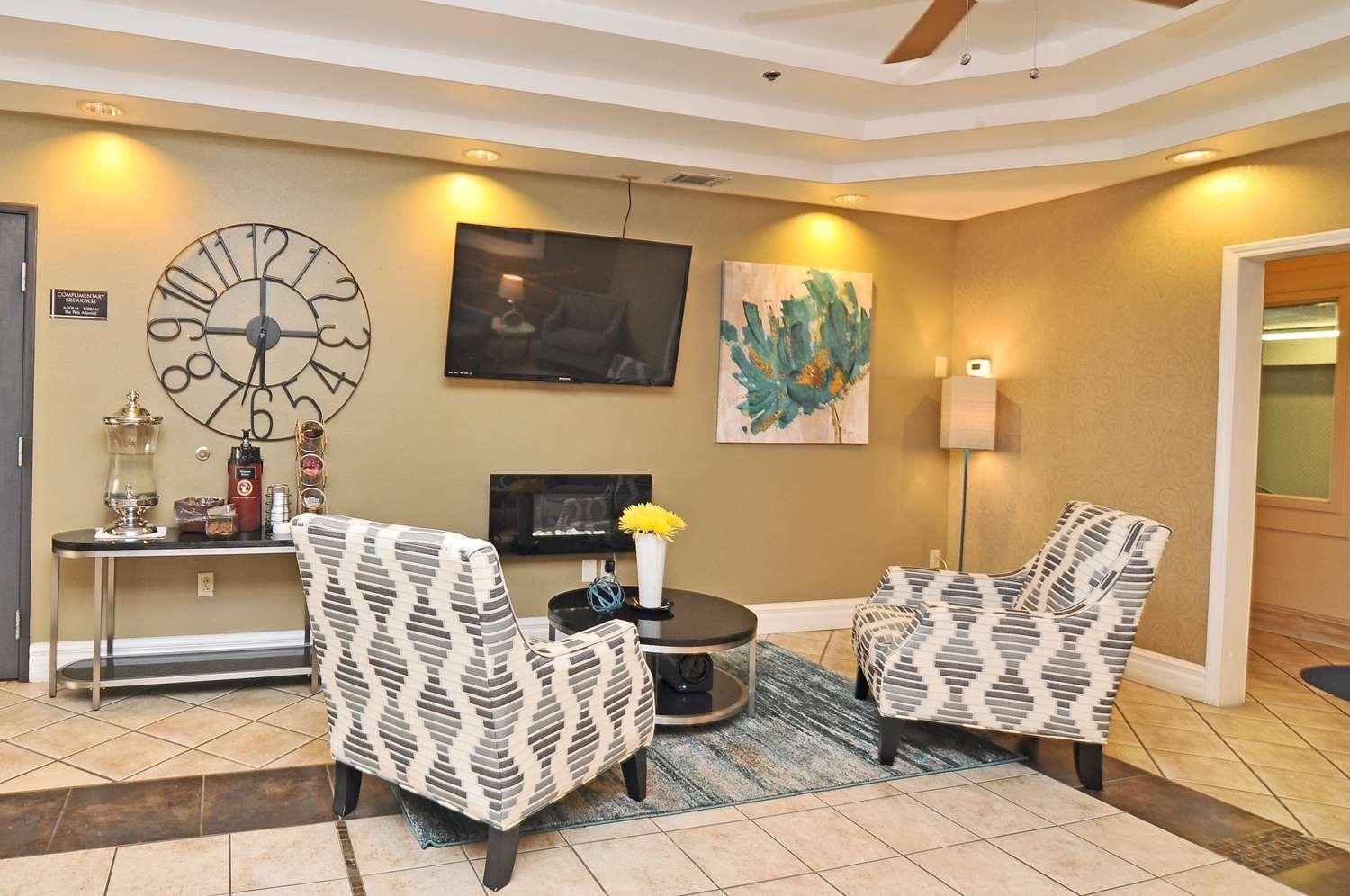 Surestay Plus Hotel By Best Western Topeka Buitenkant foto